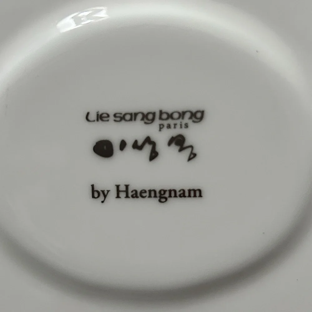 Li Sang Bong x HAENGNAM Korean Porcelain Calligraphy Art Poem Plate Black /White